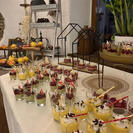 فندق Gaestehaus Kloster Nimbschen 3*