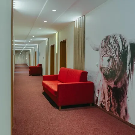 فندق Gaestehaus Kloster Nimbschen 3*