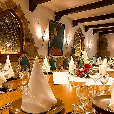 Gaestehaus Kloster Nimbschen Otel 3*