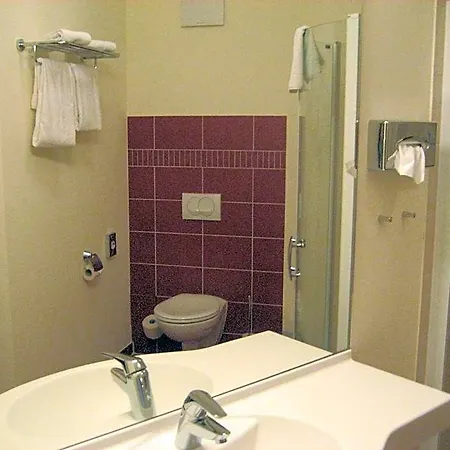 Gaestehaus Kloster Nimbschen 3*