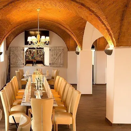Gaestehaus Kloster Nimbschen Otel Grimma