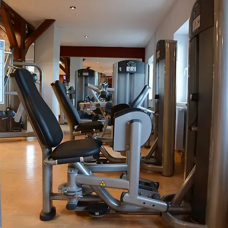 Gaestehaus Kloster Nimbschen 호텔