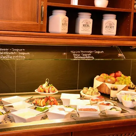 Gaestehaus Kloster Nimbschen 酒店 3*