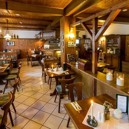 מלון Gaestehaus Kloster Nimbschen