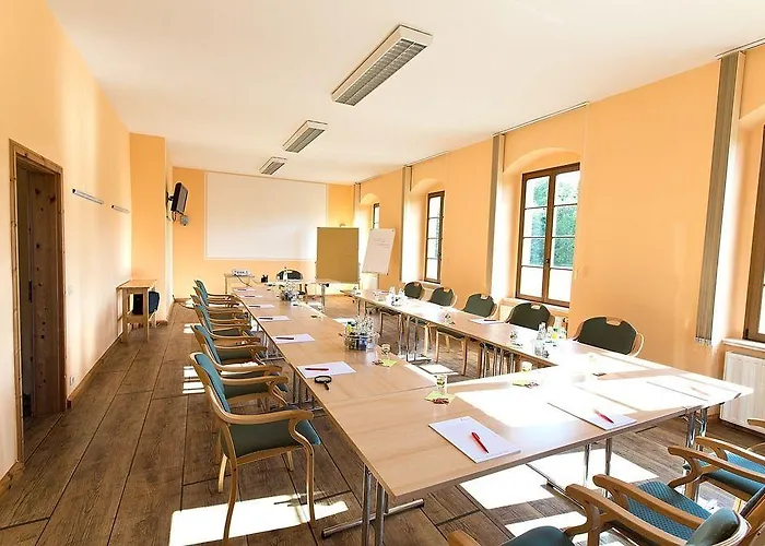 Gaestehaus Kloster Nimbschen מלון גרימה