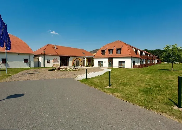 Gaestehaus Kloster Nimbschen فندق