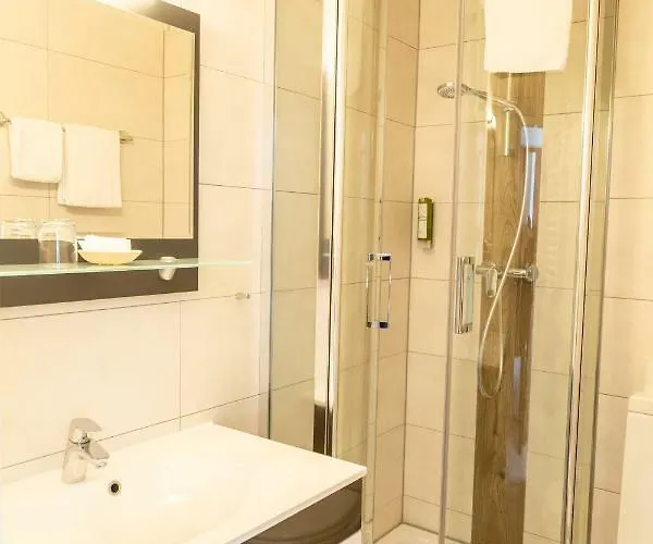 فندق Gaestehaus Kloster Nimbschen