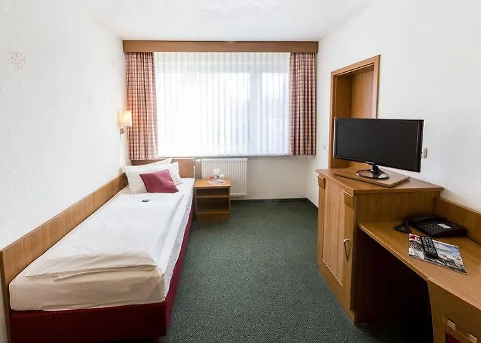 Gaestehaus Kloster Nimbschen 3*